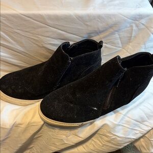 Pierre Dumas Black Ankle Boots